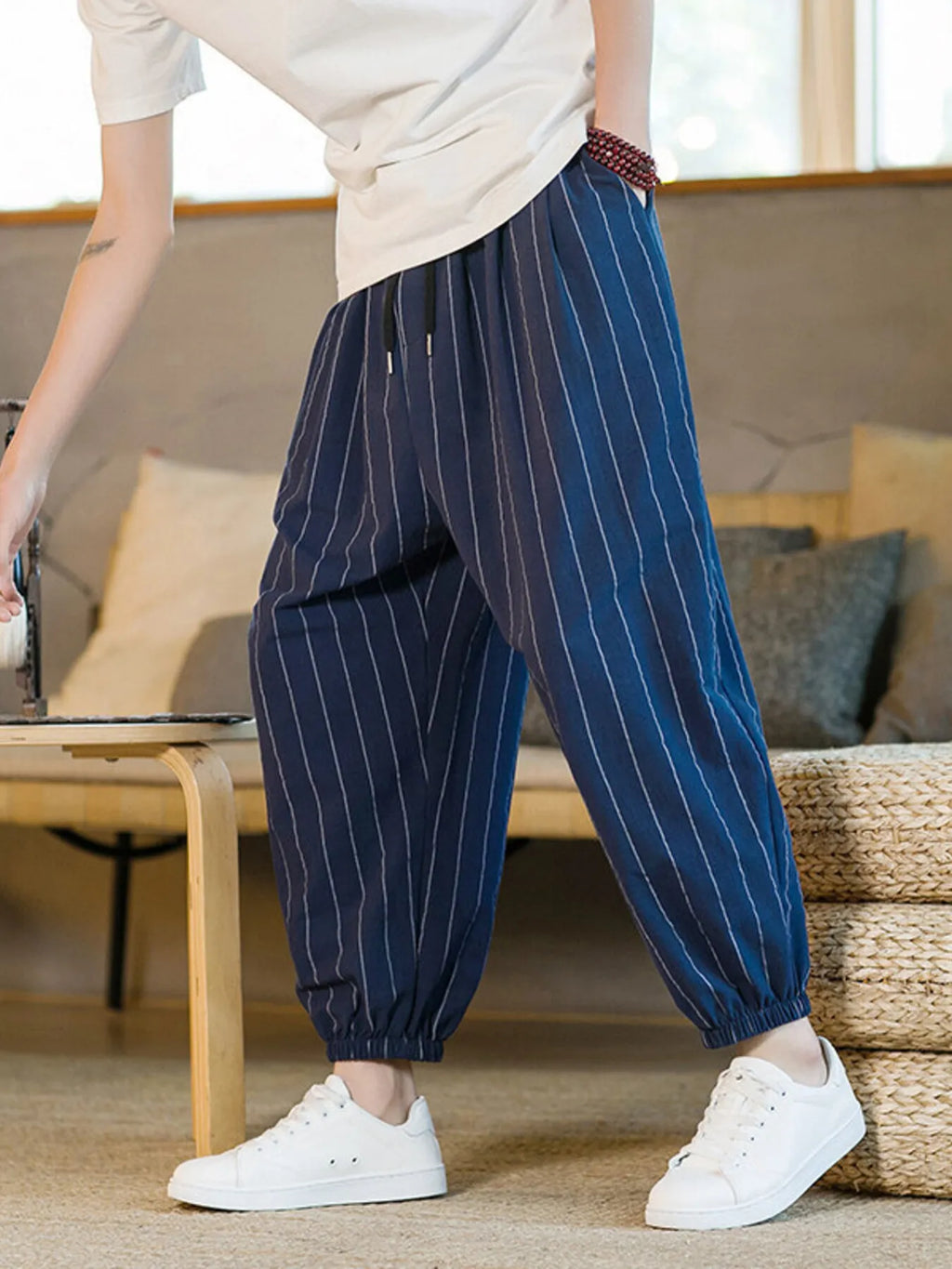 6b83724a8bfb43948b5a745de6496556-Max-Origin